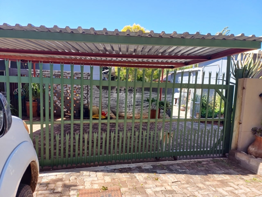 3 Bedroom Property for Sale in Lime Acres Northern Cape